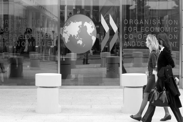 La OCDE proyecta un crecimiento del 6% para la economía argentina y&nbsp;global