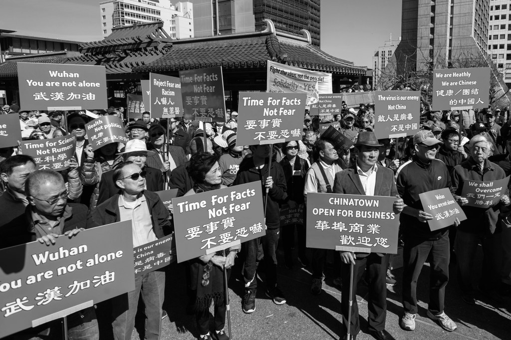 ¿Virus y racismo o racismo y&nbsp;virus?