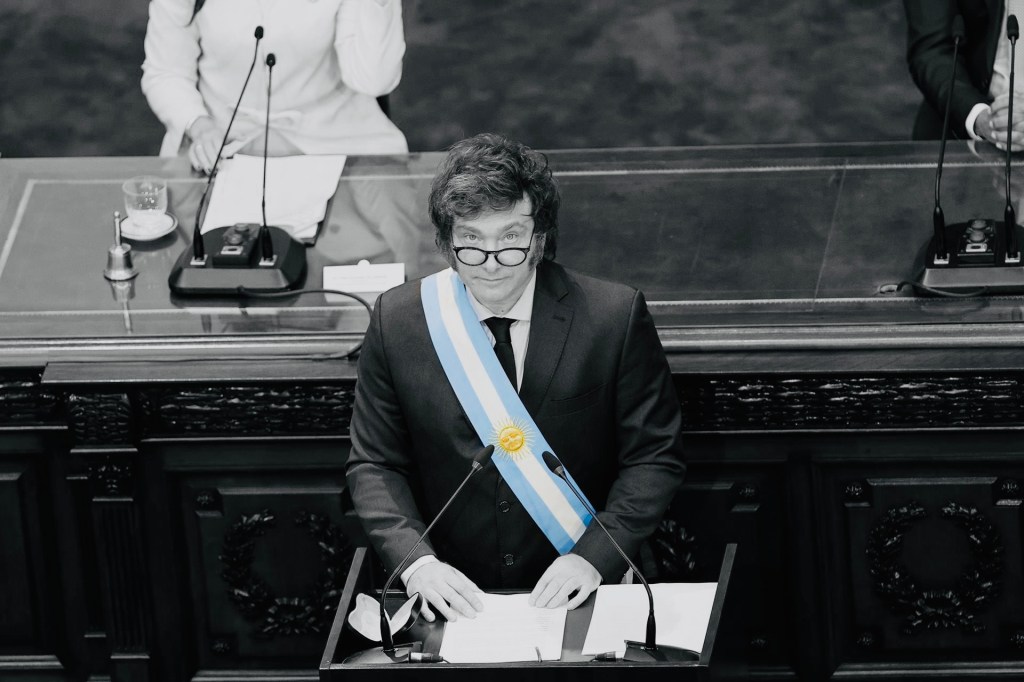 Alguien tiene que&nbsp;ceder